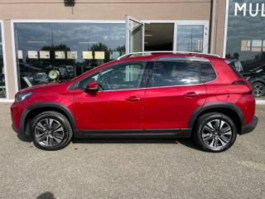 usato PEUGEOT 2008