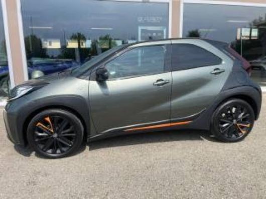 usato TOYOTA Aygo X