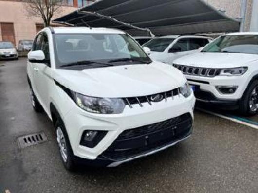 usato MAHINDRA KUV100
