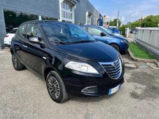 usato LANCIA Ypsilon