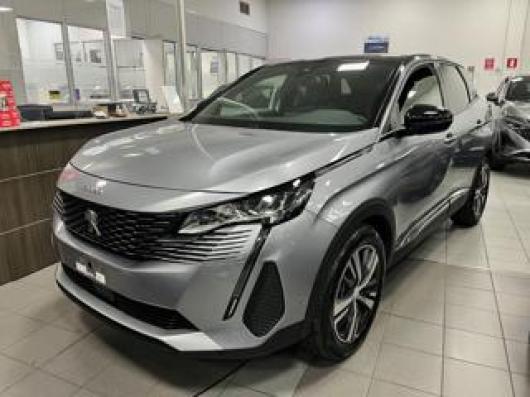 usato PEUGEOT 3008
