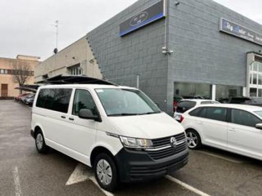 usato VOLKSWAGEN Caravelle