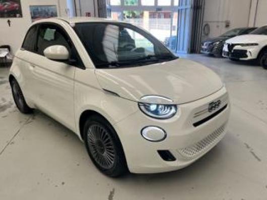 Km 0 FIAT 500
