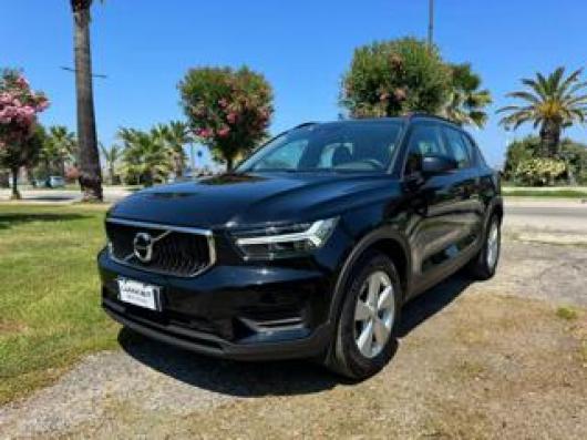 usato VOLVO XC40