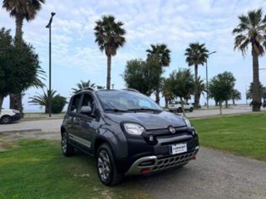 usato FIAT Panda Cross