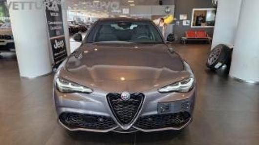 nuovo ALFA ROMEO Giulia