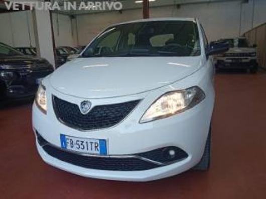usato LANCIA Ypsilon