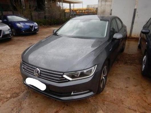 usato VOLKSWAGEN Passat