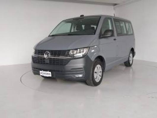 usato VOLKSWAGEN Caravelle