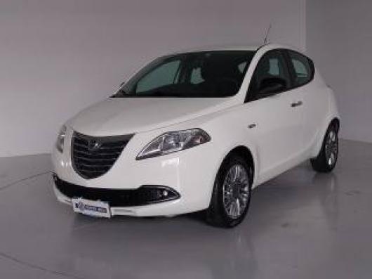 usato LANCIA Ypsilon