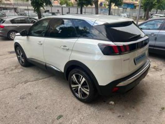 usato PEUGEOT 3008