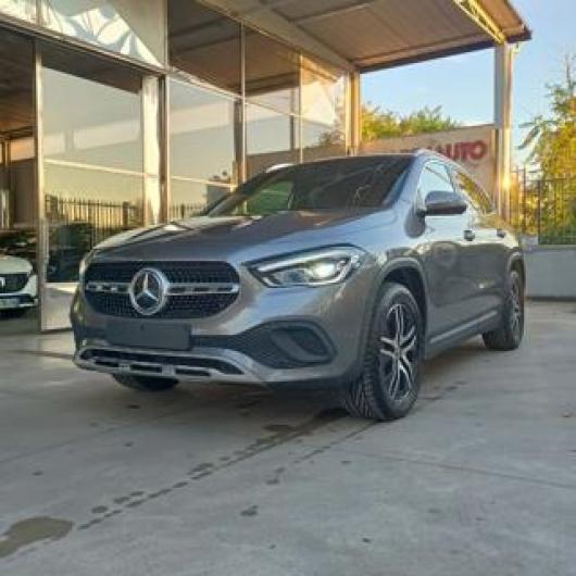 usato MERCEDES GLA 180