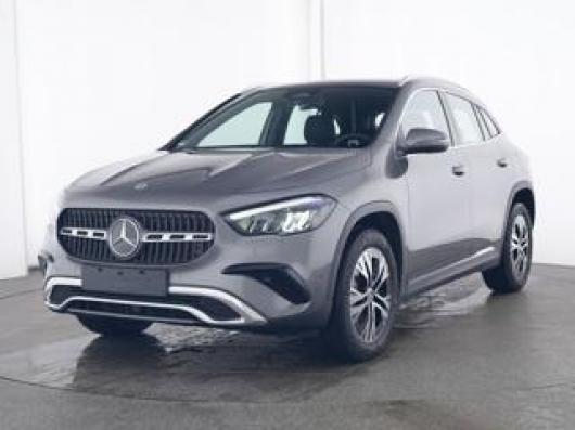 usato MERCEDES GLA 180