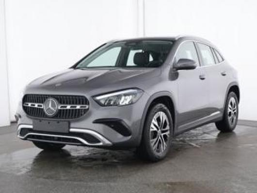 usato MERCEDES GLA 180