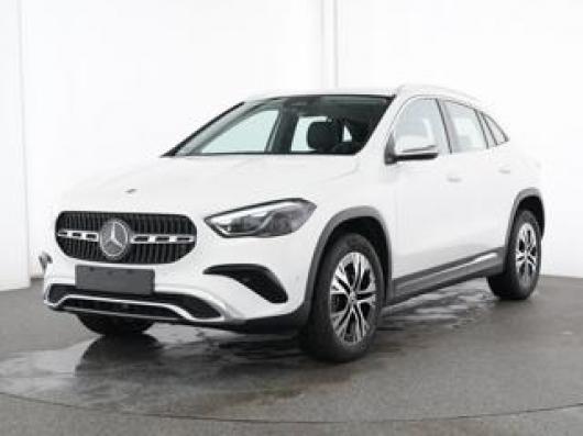 usato MERCEDES GLA 180