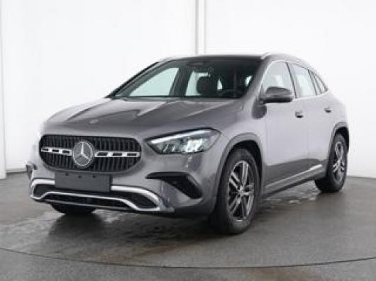 usato MERCEDES GLA 180