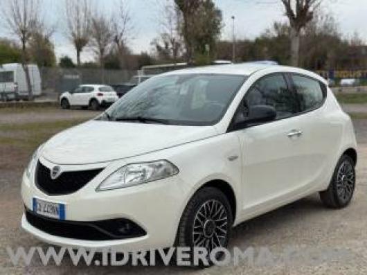 usato LANCIA Ypsilon