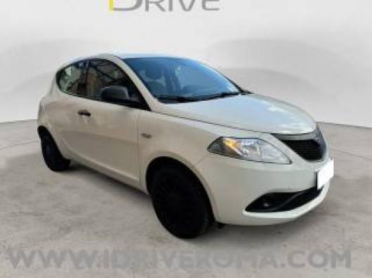 usato LANCIA Ypsilon