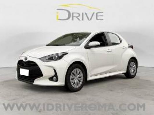 usato TOYOTA Yaris
