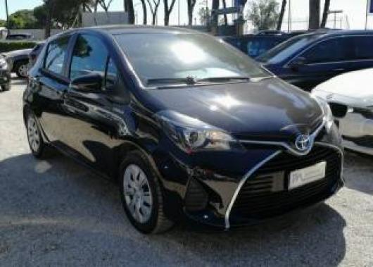 usato TOYOTA Yaris