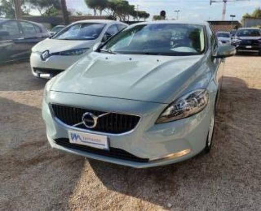 V40