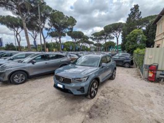 usato VOLVO XC40