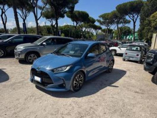 usato TOYOTA Yaris