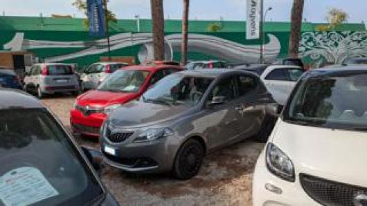 usato LANCIA Ypsilon