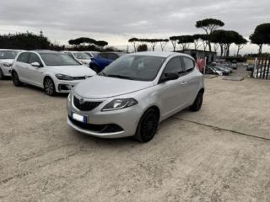 usato LANCIA Ypsilon