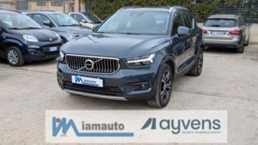 usato VOLVO XC40