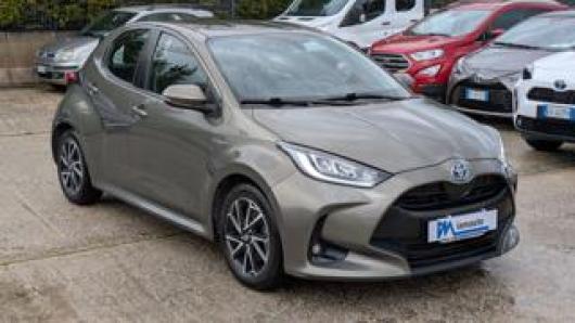 usato TOYOTA Yaris
