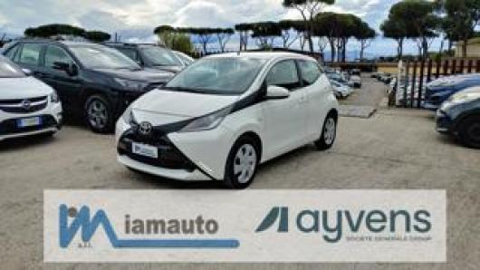 usato TOYOTA Aygo X