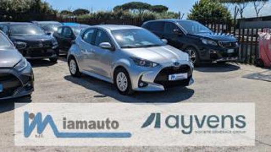usato TOYOTA Yaris
