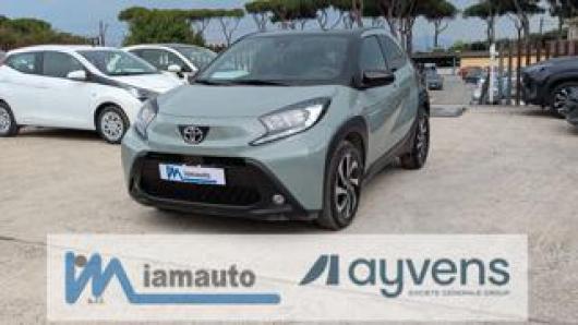 usato TOYOTA Aygo X
