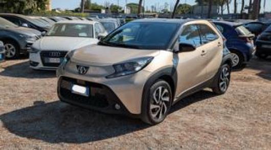 usato TOYOTA Aygo X