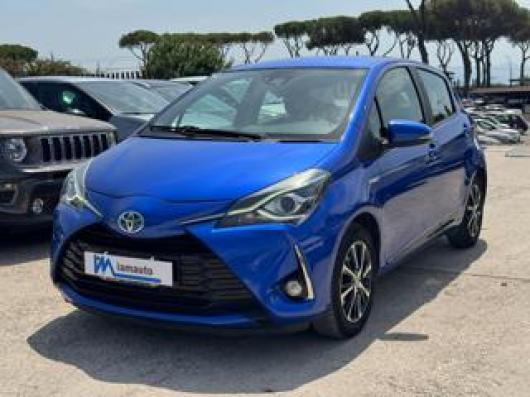 usato TOYOTA Yaris