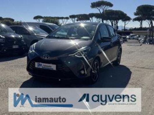 usato TOYOTA Yaris