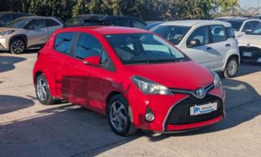 usato TOYOTA Yaris