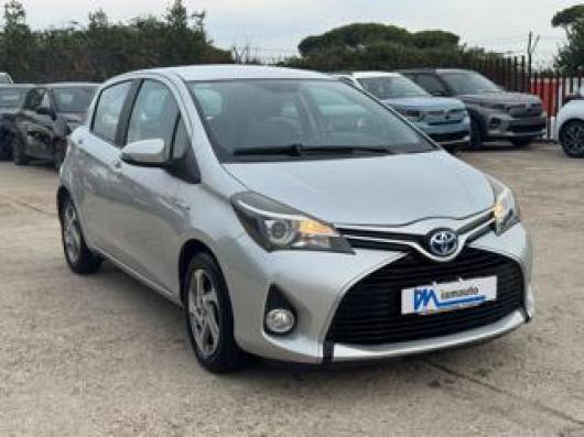 usato TOYOTA Yaris