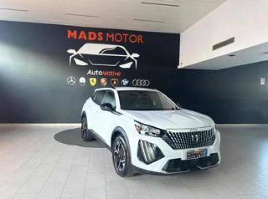 usato PEUGEOT 2008