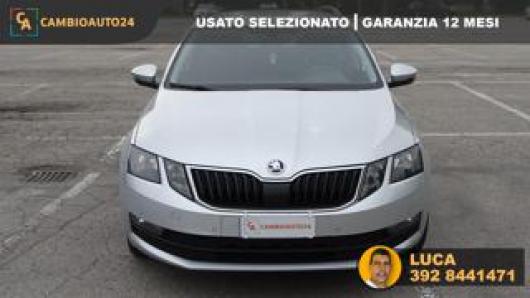 usato SKODA Octavia