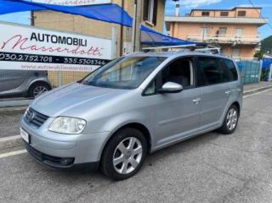 usato VOLKSWAGEN Touran