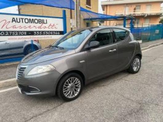 usato LANCIA Ypsilon