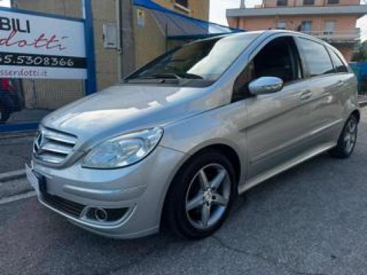 usato MERCEDES B 180