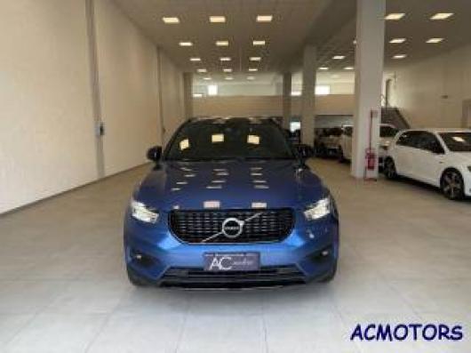 usato VOLVO XC40
