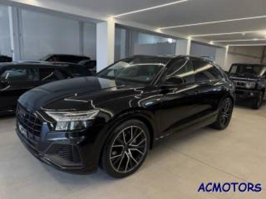 usato AUDI Q8
