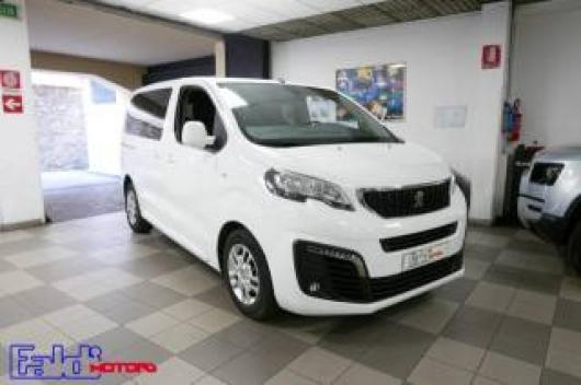usato PEUGEOT Traveller