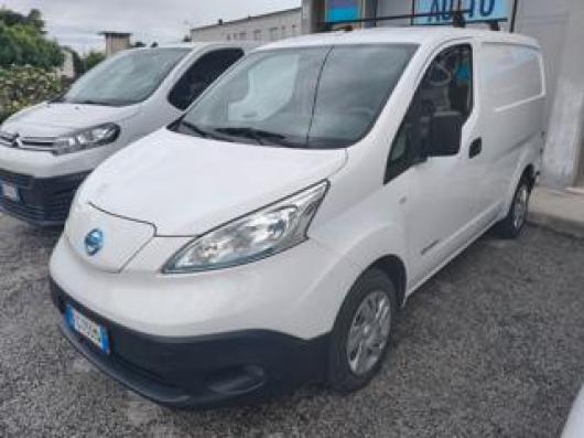 e NV200