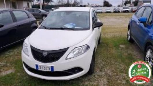 usato LANCIA Ypsilon