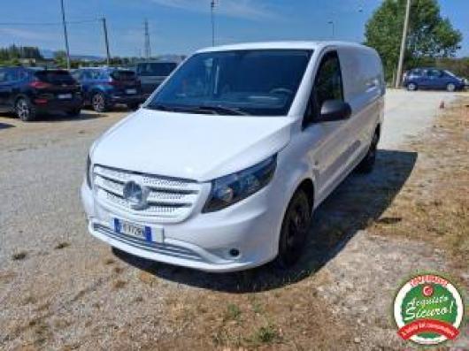 usato MERCEDES Vito
